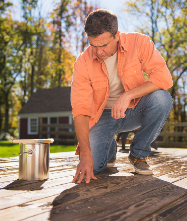 Différence lasure et saturateur pour bois