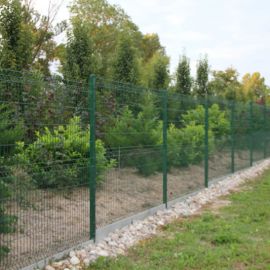 construction clôture grillage rigide